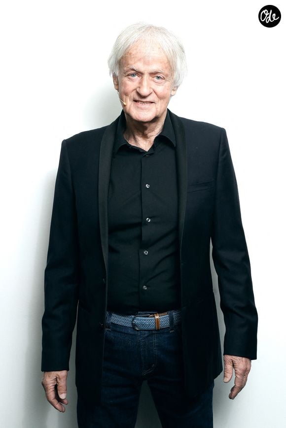 Le chanteur Dave lors de l'enregistrement de l'émission "100% Logique", présentée par C.Féraud et diffusée le 2 décembre sur France 2.

© Christophe Clovis / Bestimage