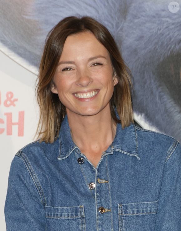 Beaucoup pensent que son engouement pour le rugby est né de cette relation, et elle a tenu à mettre les pendules à l'heure.

Isabelle Ithurburu - Photocall de la première du film "Lilo & Stitch" au cinéma Le Grand Rex à Paris le 20 mai 2025. © Coadic Guirec/Bestimage
