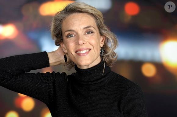Exclusif - Portrait de Julie Andrieu lors de l'enregistrement de l'émission "Chez Jordan de Luxe" à Paris. Le 15 octobre 2024
© Cédric Perrin / Bestimage
