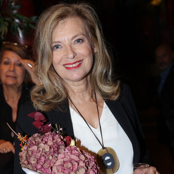 Valerie Trierweiler assiste au lancement du livre " C'est pour une Amie " de Valerie Trierweiler et Constance Vergara organisé par Five Eyes Production au Buddha Bar à Paris, France, le 10 octobre 2024. Photo by Jerome Dominé/ABACAPRESS.COM
