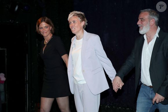 Exclusif - Les co-auteurs de la pièce : Anne Le Nen, Marie Bô et Vincent Azé - Générale de la Pièce "On va tous être d'accord… ou pas " au théâtre Lepic à Paris le 6 Mai 2025. © Bertrand Rindoff/Bestimage