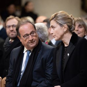 Francois Hollande et Julie Gayet, lors de la cérémonie de réouverture de la cathédrale Notre-Dame de Paris, le 7 décembre 2024. Joyau de l'art gothique, lieu de culte et de culture, symbole universel de la France et de son histoire, la cathédrale Notre-Dame de Paris rouvrira ses portes les 7 et 8 décembre, cinq ans après le terrible incendie qui l'a ravagée le 15 avril 2019. Photo by Eric Tschaen/Pool/ABACAPRESS.COM
