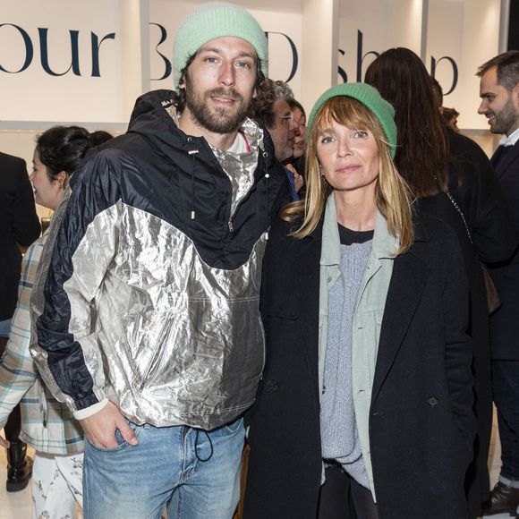 Axelle Laffont et son compagnon Romain Sichez lors de l'inauguration du premier pop up store Amäy organisé par yourBond.shop à Paris le 4 avril 2023. © Pierre Perusseau / Bestimage