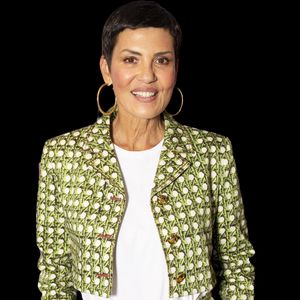 Pour elle, mieux vaut posséder peu de pièces, mais de bonne qualité, plutôt que d’acheter en masse des habits qui ne dureront pas. 

Cristina Cordula lors de la conférence de presse de rentrée des chaînes du groupe RMC-BFM à Paris, le 17 septembre 2025.
© Pierre Perusseau / Bestimage