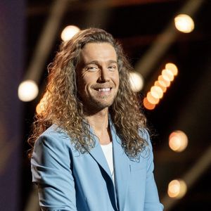 Exclusif  - Julien Doré - Enregistrement de l'émission "La fête de la chanson française" à Paris, présentée par L.Thilleman et A.Manoukian, et diffusée le 20 décembre sur France 3
© Pierre Perusseau / Bestimage