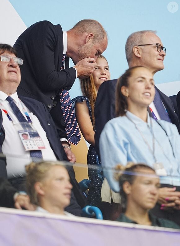 Le Prince de Galles et la Princesse Charlotte dans les tribunes lors de la finale de l'UEFA Women's Euro 2025 au St. Jakob-Park à Bâle, Suisse, le 27 juillet 2025. Photo by Peter Byrne/PA Wire/ABACAPRESS.COM