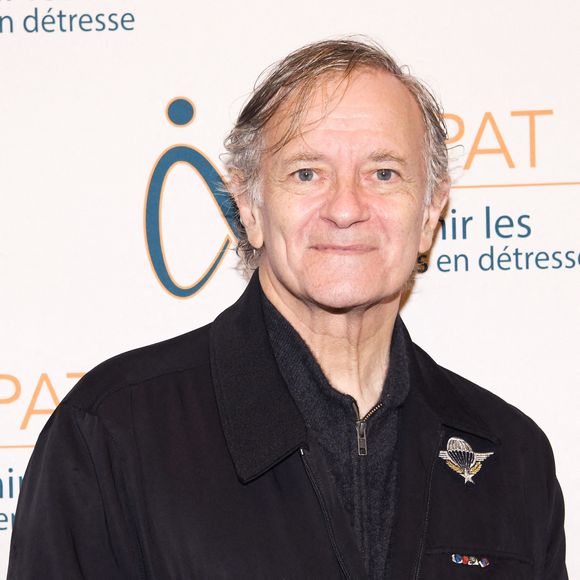 Francis Huster assiste à la cérémonie de remise des prix DAPAT 2022 au théâtre Edouard VII le 17 octobre 2022 à Paris France. Photo par Nasser Berzane/ABACAPRESS.COM