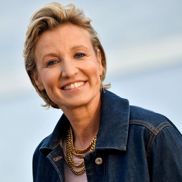 Alexandra Lamy pour le film Louise Violet. - Sixième édition du festival Cinéroman dédié aux adaptations cinématographiques de roman à Nice le 1er octobre 2024. © Dominique Jacovides - Bruno Bebert / Bestimage