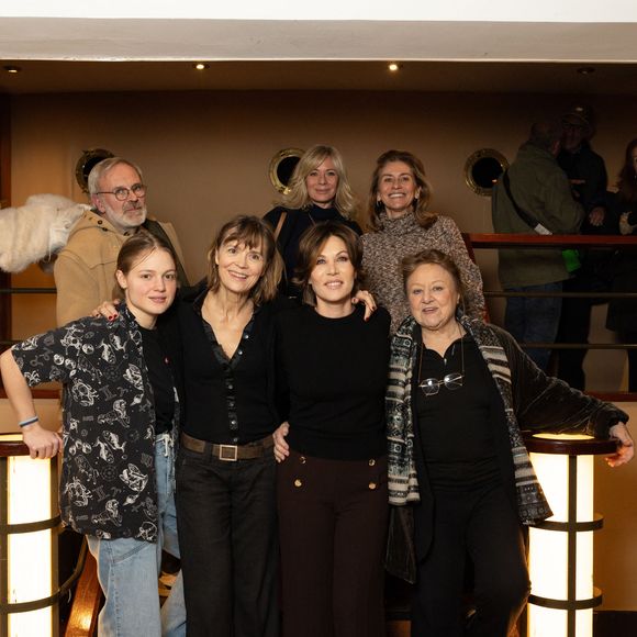 Justine Lacroix, Caroline Proust, Mathilde Seigner, Clémence Massart - Avant-première du film "Au cœur de nos terres" au Club de l'Etoile qui sortira sur France 2 le 4 mars à Paris le 17 février 2026. © Julien Sarkissian/Bestimage