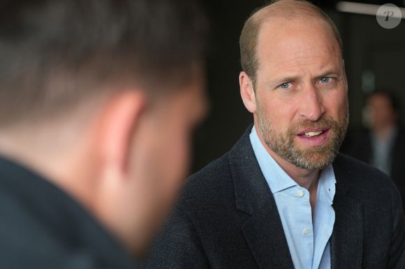 “Je m’attendais à beaucoup de musique classique, j’ai donc été surpris !” a-t-il fait savoir avec humour
Le prince William, prince de Galles visite l'association caritative MHI à Londres le 6 mars 2025.