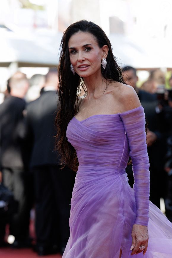 Demi Moore - Montée des marches du film " La vie d'une femme " lors du 79ème Festival International du Film de Cannes, le 13 mai 2026. © Olivier Borde / Bestimage