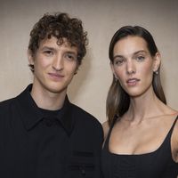 Aliocha Schneider et Charlotte Cardin amoureux depuis 8 ans : pour leur couple, ils s'interdisent totalement une chose