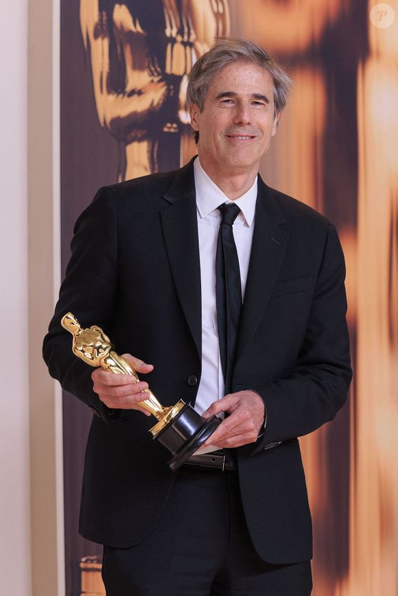 Walter Salles, Oscar du meilleur film étranger pour "I'm Still Here" dans la press room des Oscars le 2 mars 2025 (Credit Image: © PI via ZUMA Press Wire)