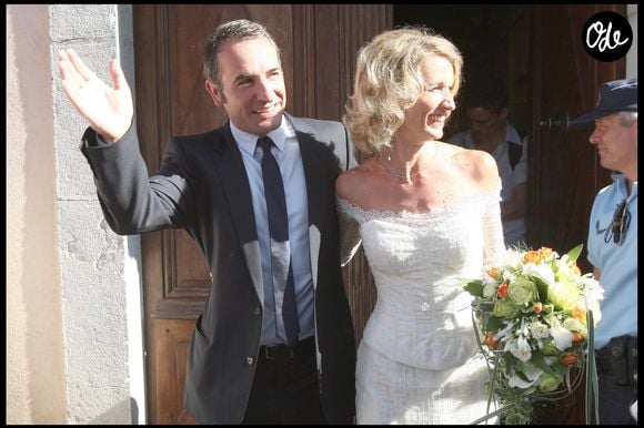 Alexandra Lamy et Jean Dujardin le 25 juillet 2009 à Anduze. © JACOVIDES-MOREAU / BESTIMAGE