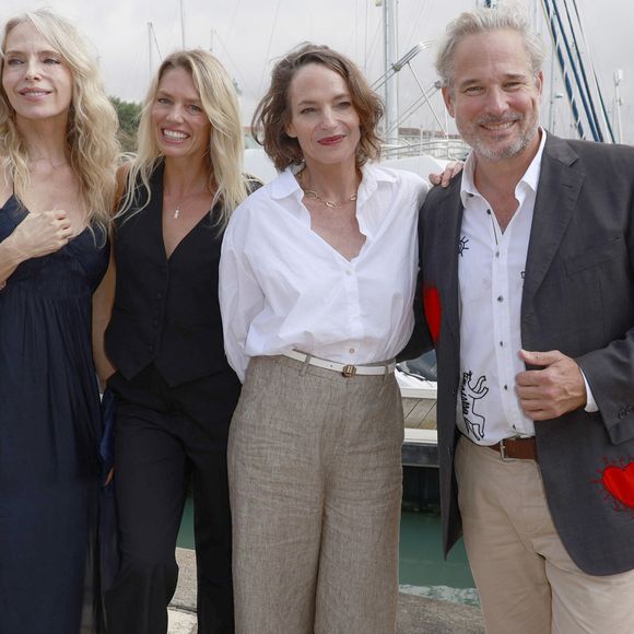 Tonya Kinzinger,  Aurore Delplace, Smadi Wolfman, Fabrice Deville de la série Un Si Grand Soleil
La 27e édition du Festival de la Fiction de La Rochelle, samedi 20 septembre 2025. © Christophe Aubert via Bestimage