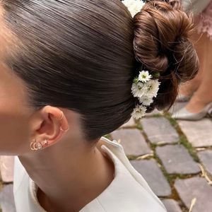 La mannequin s'est préparée au Shangri-La Paris, avec une vue imprenable sur la tour Eiffel.

Thylane Blondeau a partagé les coulisses de son mariage avec Benjamin Attal. Capture d'écran Instagram