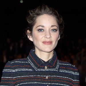 Marion Cotillard - Front Row au deuxième défilé de mode Haute-Couture Chanel au Grand Palais Éphémère lors de la Fashion Week Printemps-été 2023 de Paris, France, le 24 janvier 2023. © Olivier Borde/Bestimage