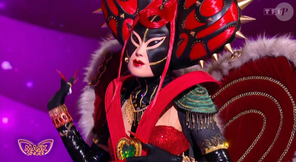 Celui de la Dame de coeur.

La Dame de Coeur, Deuxième prime de Mask Singer, capture d'écran TF1
