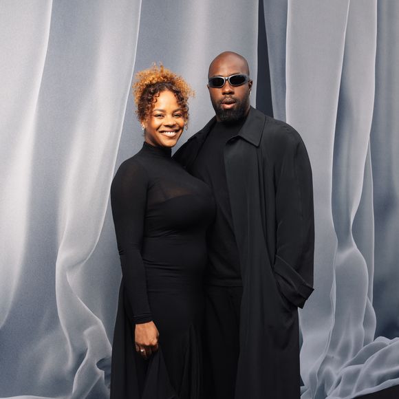 Teddy Riner et sa femme Luthna - Photocall du défilé de mode Femmes prêt-à-porter automne-hiver 2024/2025 "Balenciaga", dans la cour du Dôme des Invalides, lors de la fashion week de Paris. Le 3 mars 2024