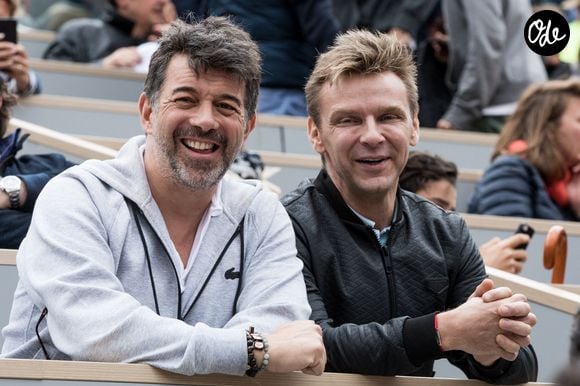 Et l'ambiance n'était pas toujours à la fête...

Jeanfi Janssens et Stephane Plaza - Célébrités dans les tribunes des internationaux de France de tennis de Roland Garros à Paris, France. © Cyril Moreau/Bestimage