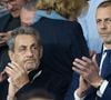 D'autres visages connus étaient également installés dans les gradins du Parc des Princes, comme Nicolas Sarkozy.

Nicolas Sarkozy et Aleksander Ceferin dans les tribunes du match de quart de finale aller de Ligue Des Champion au Parc des Princes à Paris, le 8 avril 2026. 

Photo : Cyril Moreau / Bestimage
