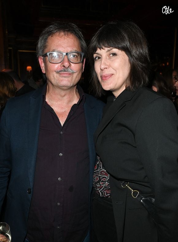 Christophe Aléveque et sa compagne Serena Reinaldi - Cérémonie de remise du prix Raymond Devos au théâtre Edouard VII à Paris cadre de la 28ème édition de la semaine de la Langue Française et de la Francophonie le 20 mars 2023.  © Coadic Guirec - Cyril Bruneau / Bestimage