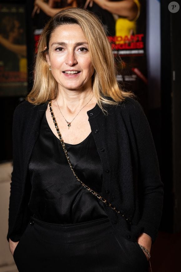 Julie Gayet à la sirée de lancement de la pièce "En attendant Bojangles" au théâtre de l'Oeuvre à Paris, le 15 janvier 2026. 

Photo : Julien Sarkissian / Bestimage