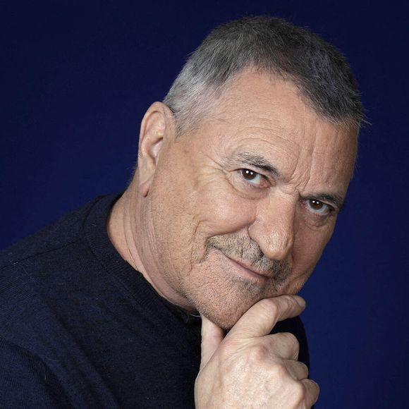 Jean-Marie Bigard pose lors d'une séance photo à Paris, France, novembre 2023. Photo par VIM/ABACAPRESS.COM
