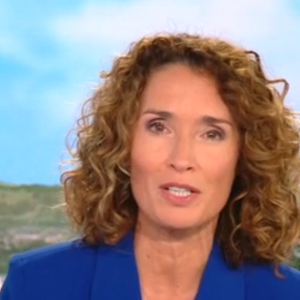 En conclusion de son journal de 13 heures sur TF1, Marie-Sophie Lacarrau a rendu hommage à une figure de la première chaîne.
Marie-Sophie Lacarrau annonce la mort de l'ancienne figure de TF1, René Tendron, décédé à l'âge de 91 ans.