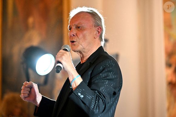 Herbert Léonard durant le dîner de Gala caritatif de l'association Enfant Star et Match à l'hôtel Negresco à Nice, le 8 juin 2024. © Bruno Bebert / Bestimage