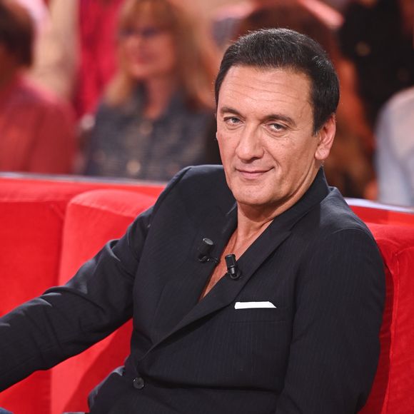Le chanteur affectionne surtout le Quartier latin et Saint-Germain-des-Prés.

Dany Brillant - Enregistrement de l'émission "Vivement dimanche spéciale Paris", au studio Rive Gauche, présentée par M. Drucker le 16 septembre 2026 avec une diffusion sur France 3 le 20/09/2026. © Guillaume Gaffiot/Bestimage