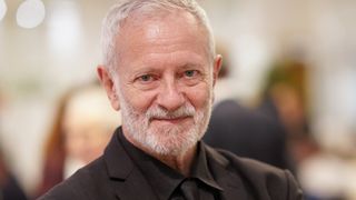 Francis Huster : Ce déclic qui lui a fait perdre 8 kilos de façon simple et naturelle