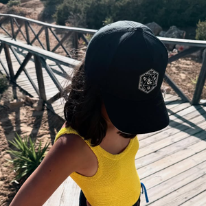 La preuve ce vendredi 18 juillet 2025, pour l'anniversaire de leur fille Abbie, 12 ans.

Abbie, la fille de Faustine Bollaert et Maxime Chattam.