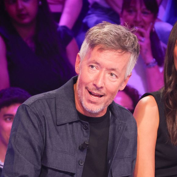Invité dans "TBT9" ce lundi 31 août pour parler de cette controverse, Jean-Luc Lemoine a également tenu à préciser qu’il n’avait jamais accepté la proposition de Cyril Hanouna de rejoindre "TBT9" avant cette rentrée.

Jean-Luc Lemoine, Shana Loutstau, lors de l’enregistrement de "TBT9", à Paris le 31 août 2026.

© Jack Tribeca / Bestimage