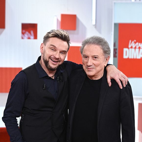 Exclusif - Jeanfi Janssens et Michel Drucker - Enregistrement de l'émission "Vivement dimanche" au studio Rive Gauche, presentée par Michel Drucker . Diffusion sur France 3 le  16/02/2025. © Guillaume Gaffiot/Bestimage