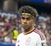 Elle estime que le fait d'assumer pleinement son histoire personnelle renforce l'estime de soi et inspire de nombreux jeunes. 

Lamine Yamal (Espagne) lors du match entre la France et l'Espagne, comptant pour la demi-finale de la Coupe du Monde de la FIFA 2026, au stade AT&T de Dallas, au Texas (États-Unis). SPP / PsnewZ / Bestimage