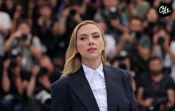 Scarlett Johansson au photocall du film "Eleanor The Great" lors du 78ème Festival International du Film de Cannes, au Palais des Festivals à Cannes, France, le 21 mai 2025. © Jacovides-Moreau/Bestimage