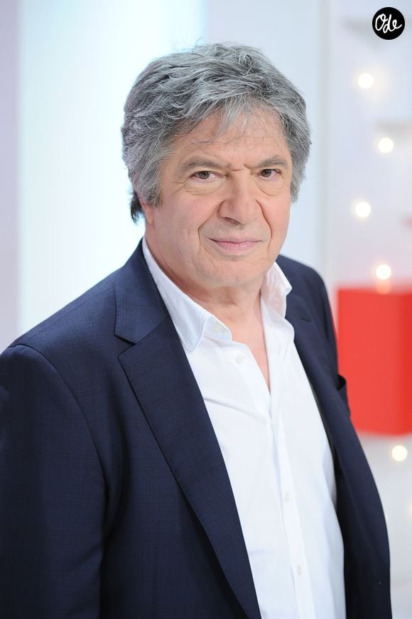 Lionnel Astier - Enregistrement de l'émission "Vivement Dimanche" présentée par M.Drucker et diffusée le 23 février 2020 sur France 2. Le 19 février 2020
© Guillaume Gaffiot / Bestimage