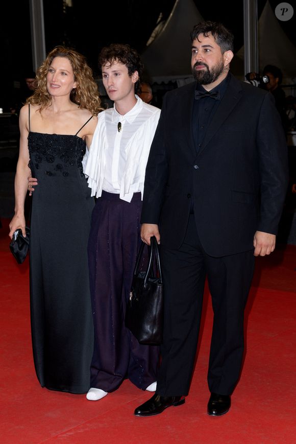 Julia Piaton, Nemo Schiffman, Artus - Montée des marches du film " Sanguine " lors du 79ème Festival International du Film de Cannes, le 14 mai 2026. © Olivier Borde / Bestimage