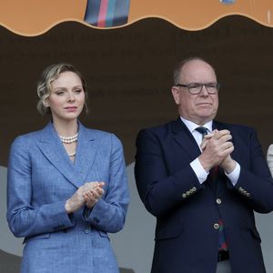 La princesse Charlene de Monaco, le prince Albert II de Monaco - Finale de la 118ème édition du Rolex Monte-Carlo Masters, au Monte-Carlo Country Club à Roquebrune Cap Martin, le 13 avril 2025. L'espagnol Carlos Alcaraz a battu l'italien Lorenzo Musetti 3-6 / 6-1 / 6-0. © Claudia Albuquerque/ Bestimage