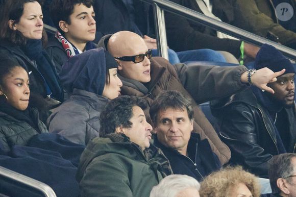 David Gategno (David Olivier Maruani ou David Marouani), Fabrice Santoro - Célébrités dans les tribunes du match de Ligue 1 McDonald's opposant le Paris Saint-Germain (PSG) à L’AS Monaco (4-1) au Parc des Princes à Paris le 7 février 2024. © Cyril Moreau/Bestimage