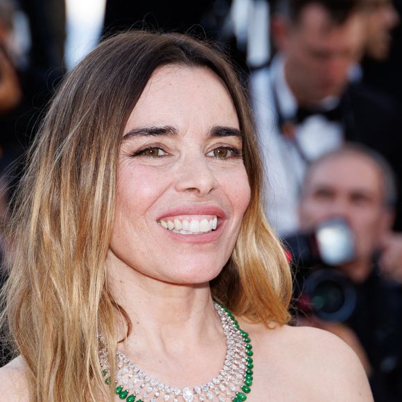 Élodie Bouchez se décrit comme une maman à la fois “cool”, confiante et angoissée.

Elodie Bouchez - Montée des marches du film « Histoires de la nuit » lors du 79ème Festival International du Film de Cannes, le 22 mai 2026. © Jacovides-Moreau / Bestimage