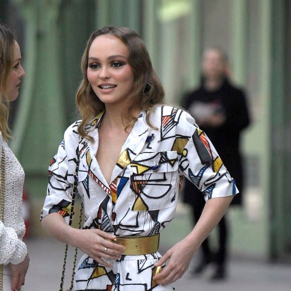 Vanessa Paradis et Lily-Rose Depp assistant au photocall de la collection croisière 2020 de Chanel au Grand Palais à Paris, France, le 03 mai 2019.
 Photo par Aurore Marechal/ABACAPRESS.COM
