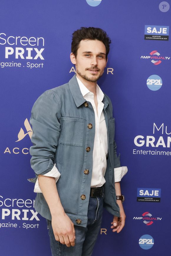 Exclusif - Fabian Wolfrom - Première édition du Multi Screen Grand Prix : une célébration inédite de la création audiovisuelle française dans le cadre prestigieux du Pullman Paris Tour Eiffel sous la présidence de S. Martin (Directeur Général de l'ARPP : l'Autorité de Régulation Professionnelle de la Publicité et également Président de La Fabrique des Formats) et animée par E. Eméyé (journaliste et présentatrice).
Cet événement a rassemblé les professionnels de l'audiovisuel autour d'une ambition commune : mettre à l'honneur l'excellence de la création française tous formats confondus. Paris le 12 juin 2025 - © Jack Tribeca / Bestimage
