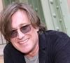 Cette fois, Thomas Dutronc a décidé de mettre en avant une boutique qu'il affectionne particulièrement à Lumio.

Thomas Dutronc lors de la remise du 4ème prix Gotlib en marge du festival du livre au Grand Palais à Paris le 18 avril 2026.

© Cédric Perrin / Bestimage