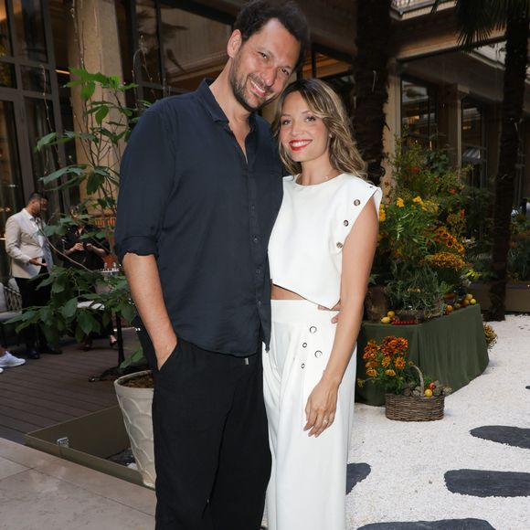 Exclusif - Éric Antoine et sa compagne Gennifer Demey lors de l'inauguration Le Patio by Norbert Tarayre au Prince de Galles à Paris, France, le 4 juillet 2025. © Coadic Guirec/Bestimage