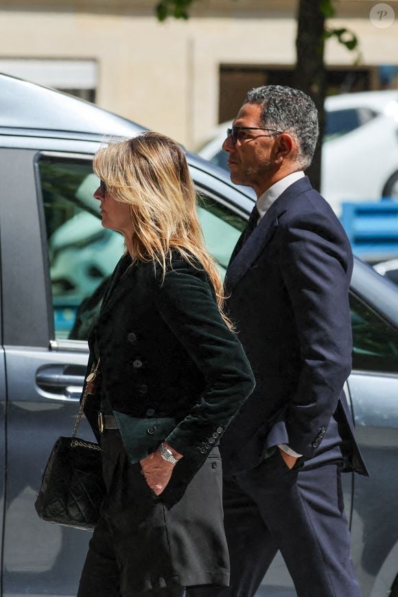 Sarah Poniatowski (Lavoine) et son compagnon Roschdy Zem -  Arrivées aux obsèques du prince Jean-Stanislas Poniatowski en l'Eglise polonaise à Paris, France, le 29 avril 2024. © Jacovides-Moreau/Bestimage