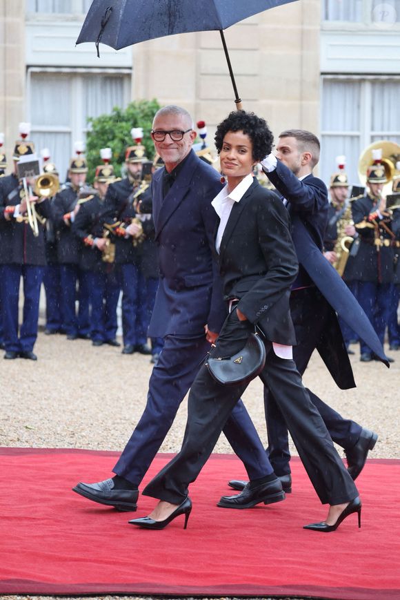 Vincent Cassel et sa compagne Narah Baptista - Arrivées des personnalités au dîner d'État en l'honneur du président brésilien et de sa femme au palais présidentiel de l'Élysée à Paris, France, le 5 juin 2025. © Jacovides-Moreau/Bestimage