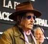 À l’époque, il décrivait ce domaine comme « une sorte de petit village » où il aimait vivre avec Vanessa Paradis et leurs enfants, Lily-Rose et Jack.

Exclusif - Johnny Depp reçoit le prix Illustrious Visitor Award et les clés de la ville à La Plata, Argentine le 12 novembre 2025.