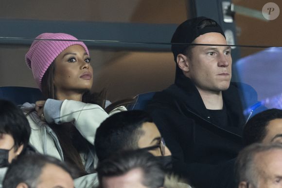 Une somptueuse cérémonie qui s'est tenue au sein de la capitale française ! Dans un décor de rêve, les tourtereaux ont visiblement passé un moment magique entourés de leurs proches.

Julian Draxler et sa compagne Sethanie Taing - au match de Ligue 1 Uber Eats "PSG contre Nice (0-0)" au Parc des Princes à Paris le 1er décembre 2021. © Cyril Moreau/Bestimage